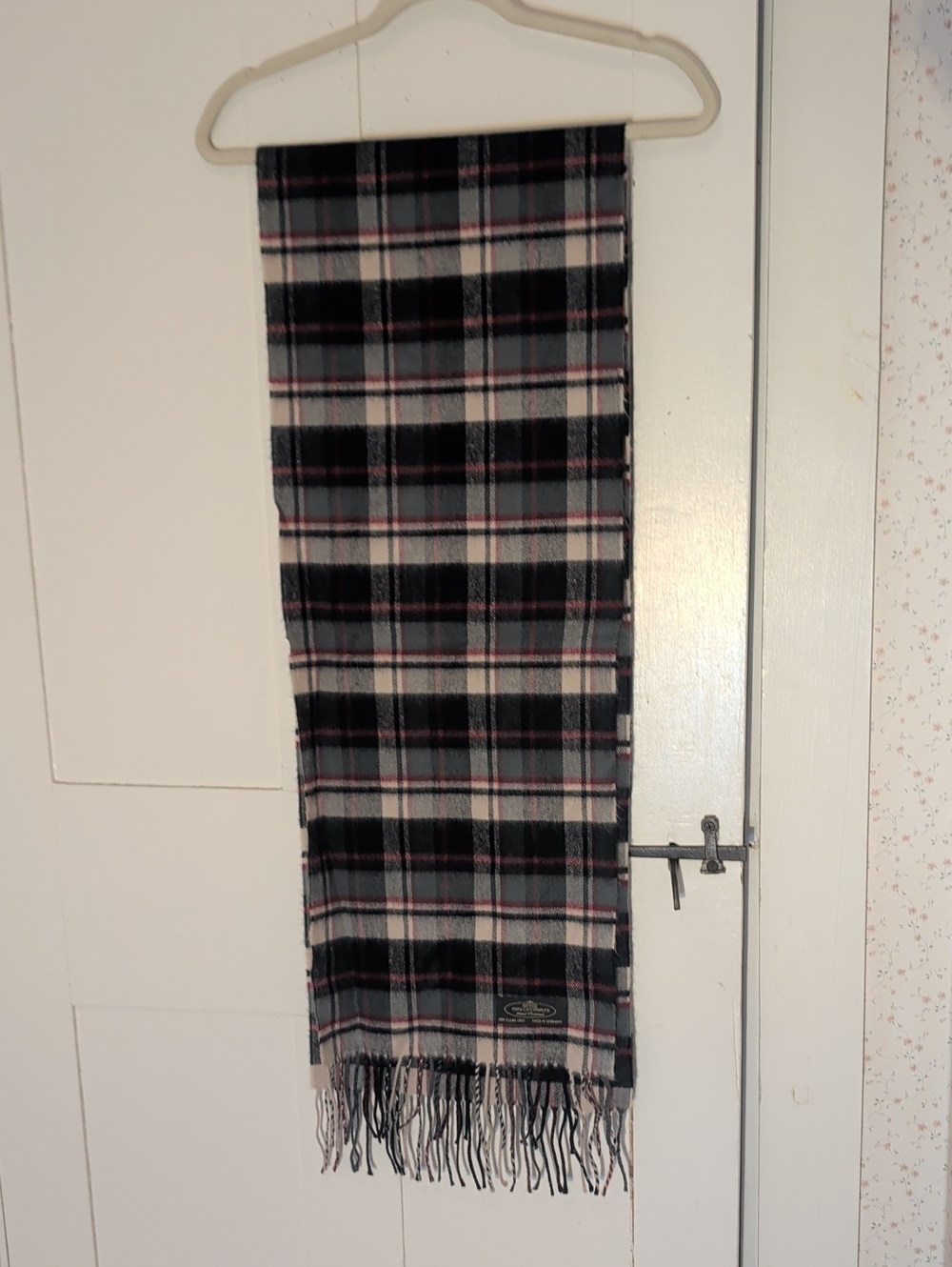 Cashmere Scarf Black Gray Red Plaid Fringe Unisex Made in Germany Hand Tailored